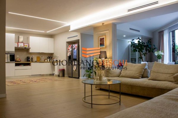 casa indipendente in vendita a Monza