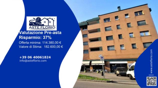 appartamento in vendita a Monza in zona Centro Storico