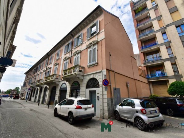 appartamento in vendita a Monza in zona Centro Storico