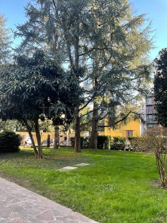 appartamento in vendita a Monza