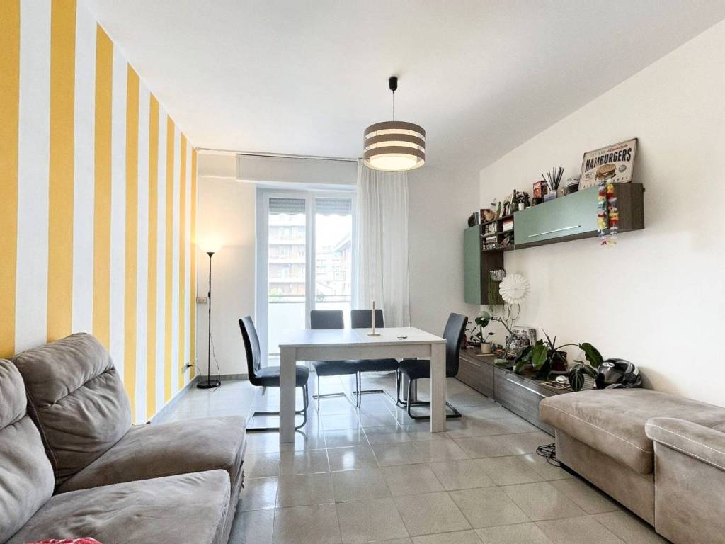 appartamento in vendita a Monza in zona Ospedale San Gerardo