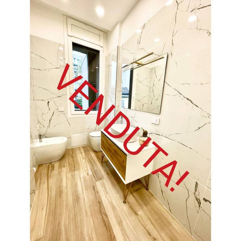 appartamento in vendita a Monza in zona Centro Storico