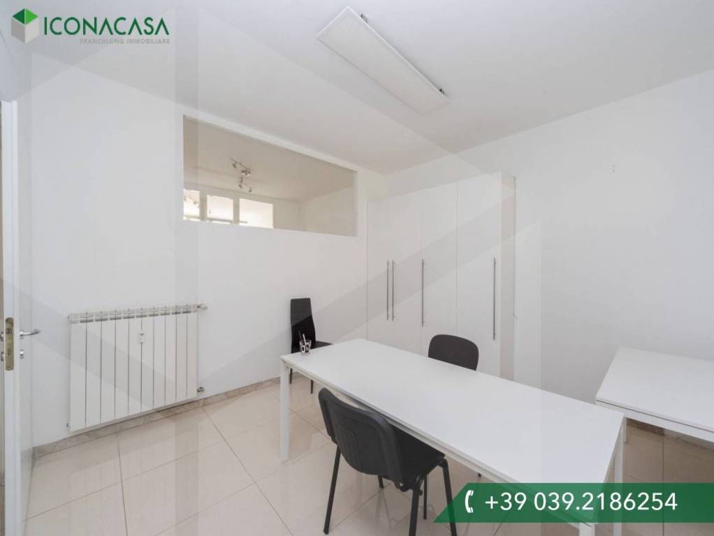 casa indipendente in vendita a Monza in zona Centro Storico