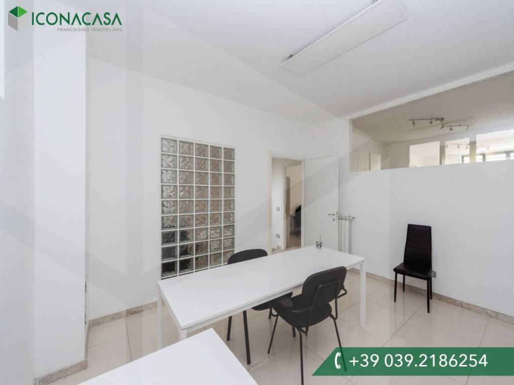 casa indipendente in vendita a Monza in zona Centro Storico
