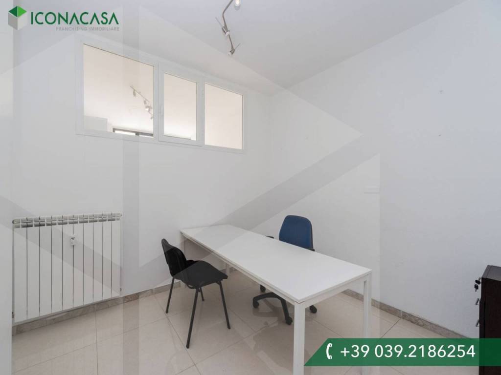 casa indipendente in vendita a Monza in zona Centro Storico