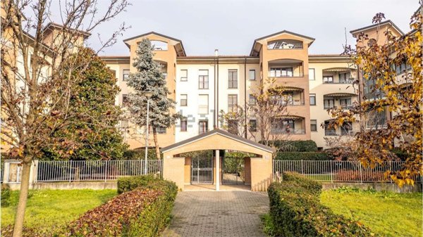 appartamento in vendita a Monza in zona Centro Storico