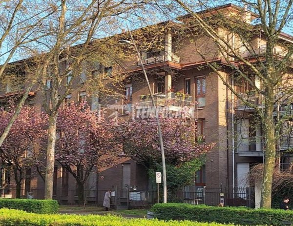 appartamento in vendita a Monza in zona Centro Storico