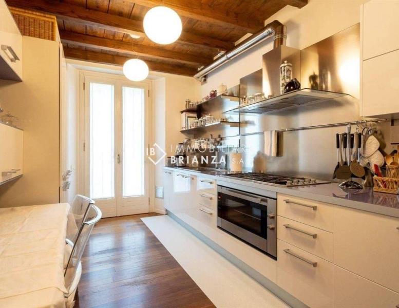 casa indipendente in vendita a Monza in zona Centro Storico
