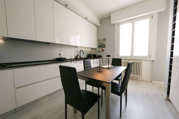 appartamento in vendita a Monza in zona Centro Storico