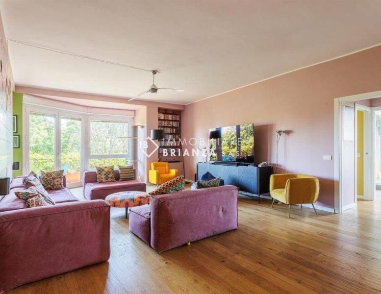 appartamento in vendita a Monza in zona Centro Storico