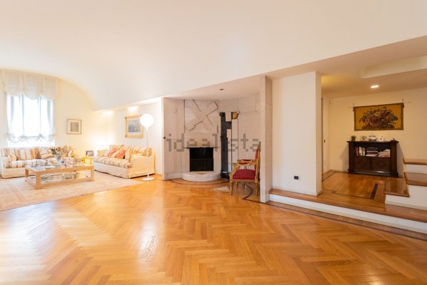 casa indipendente in vendita a Monza