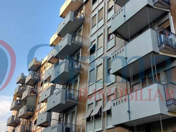 appartamento in vendita a Monza in zona Centro Storico