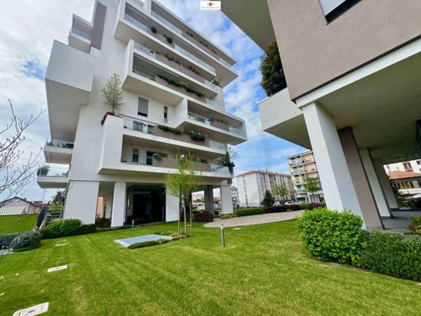 appartamento in vendita a Monza