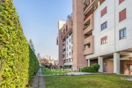 appartamento in vendita a Monza in zona Centro Storico
