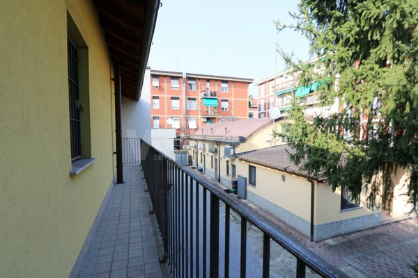 casa indipendente in vendita a Monza in zona Centro Storico