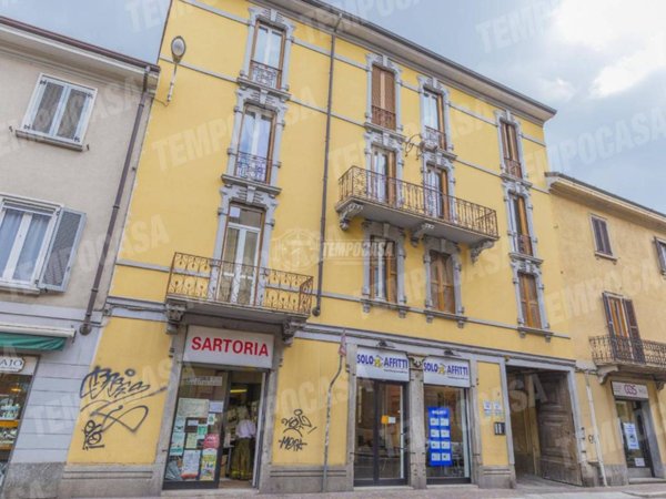 appartamento in vendita a Monza in zona Centro Storico