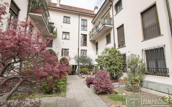 appartamento in vendita a Monza in zona Centro Storico