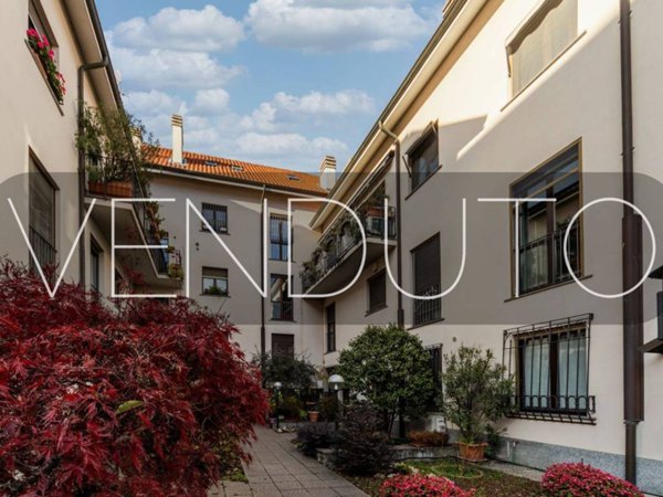 appartamento in vendita a Monza in zona Centro Storico