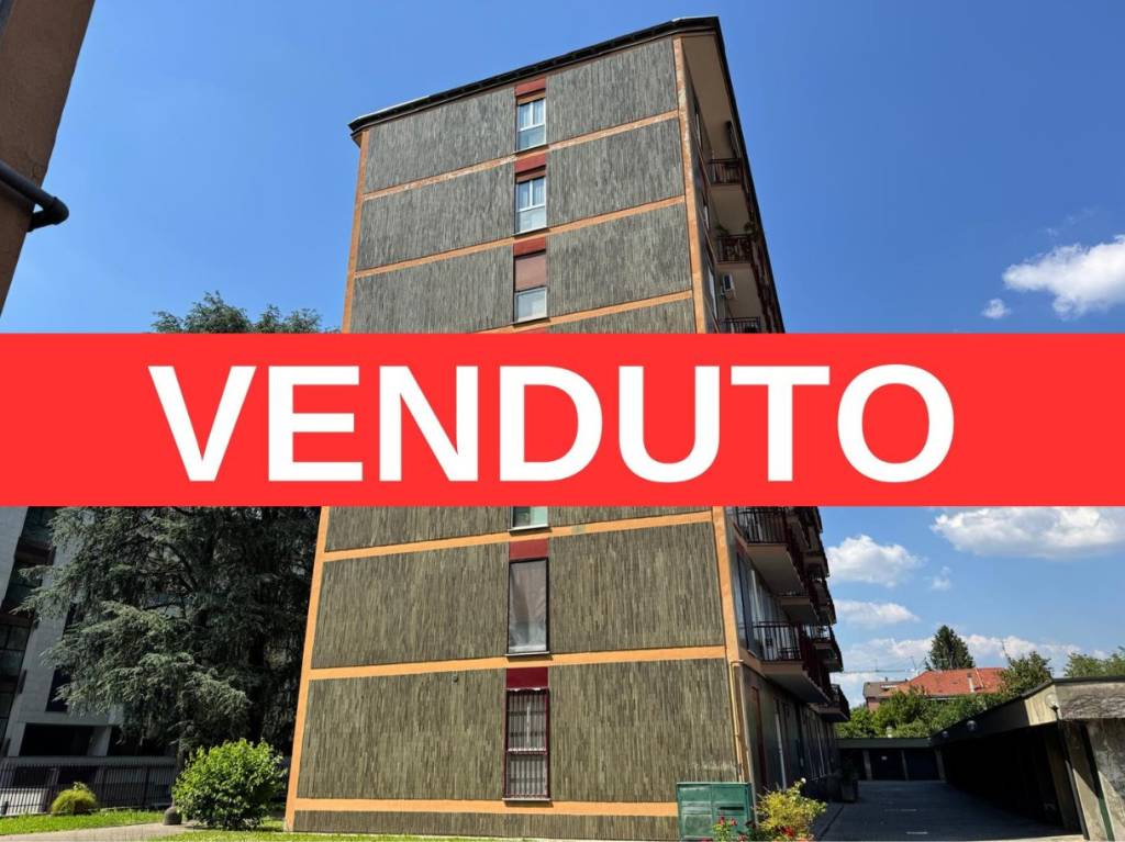 appartamento in vendita a Monza in zona Ospedale San Gerardo