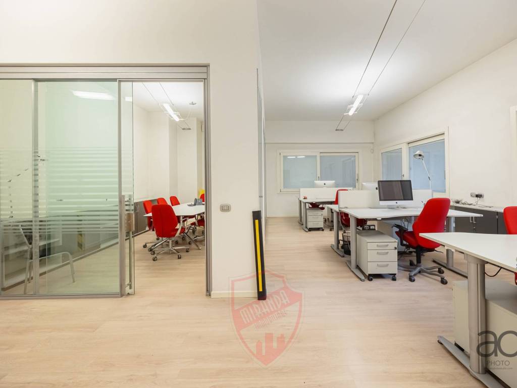 ufficio in vendita a Monza