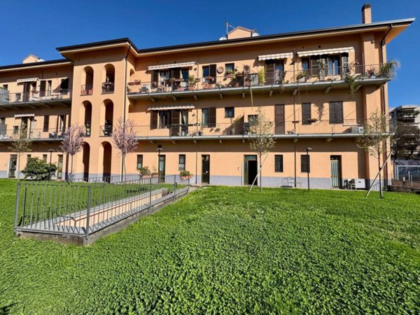 appartamento in vendita a Monza