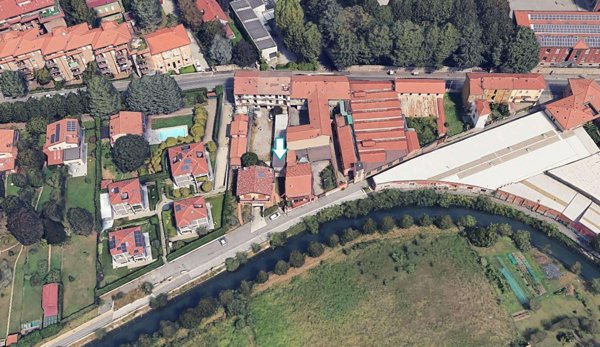 locale di sgombero in vendita a Monza