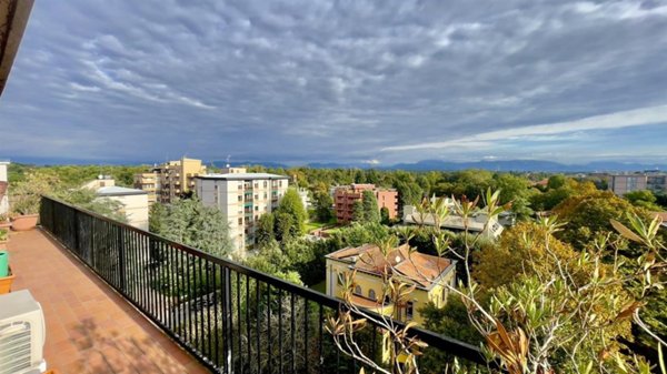 appartamento in vendita a Monza in zona Centro Storico