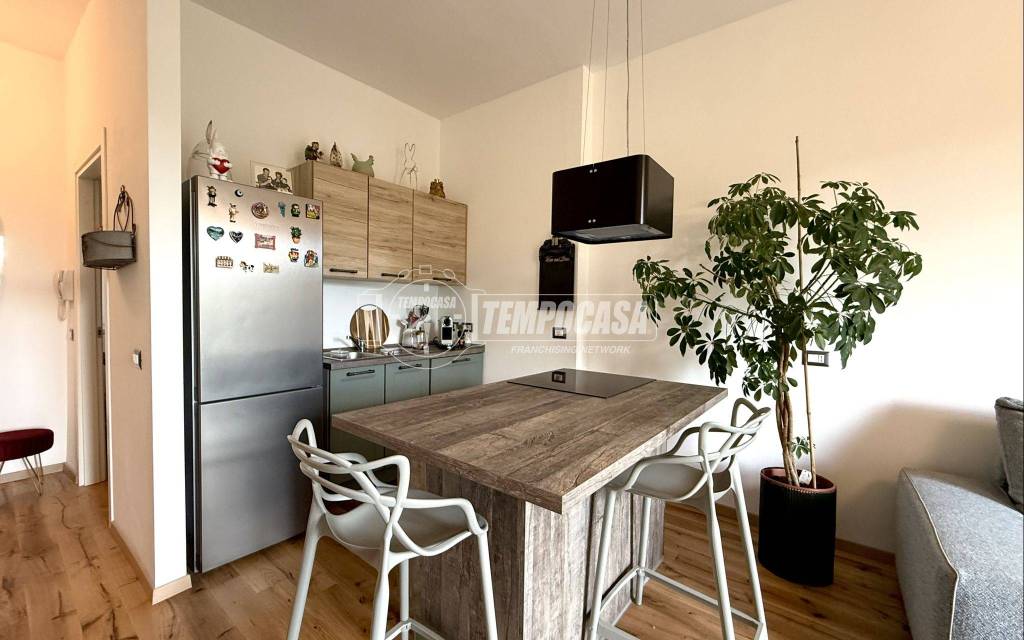 appartamento in vendita a Monza in zona Centro Storico