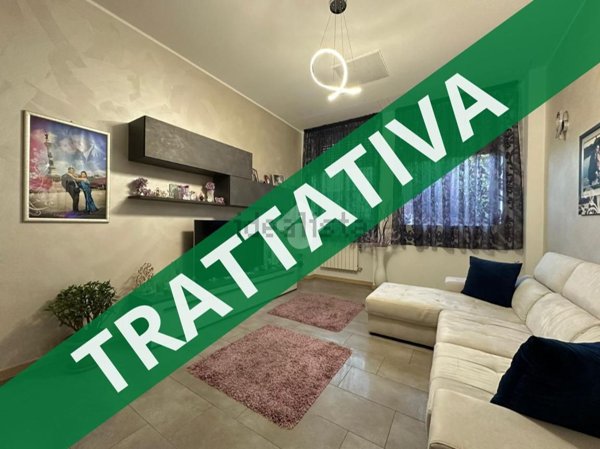 appartamento in vendita a Monza in zona Centro Storico