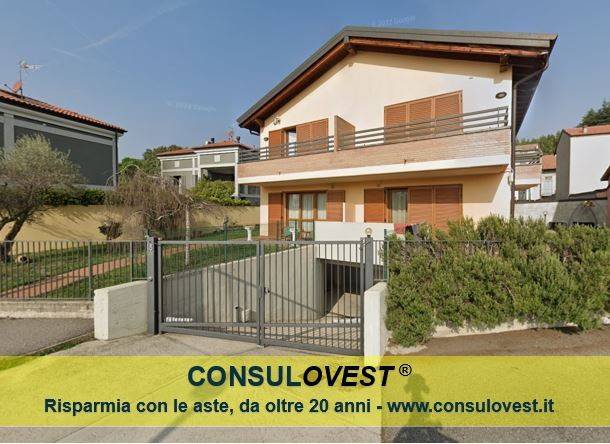 casa indipendente in vendita a Monza