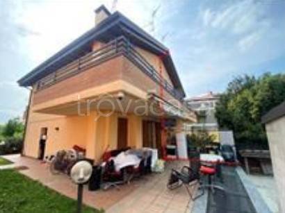 casa indipendente in vendita a Monza