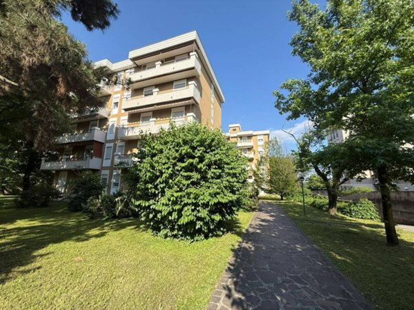 appartamento in vendita a Monza