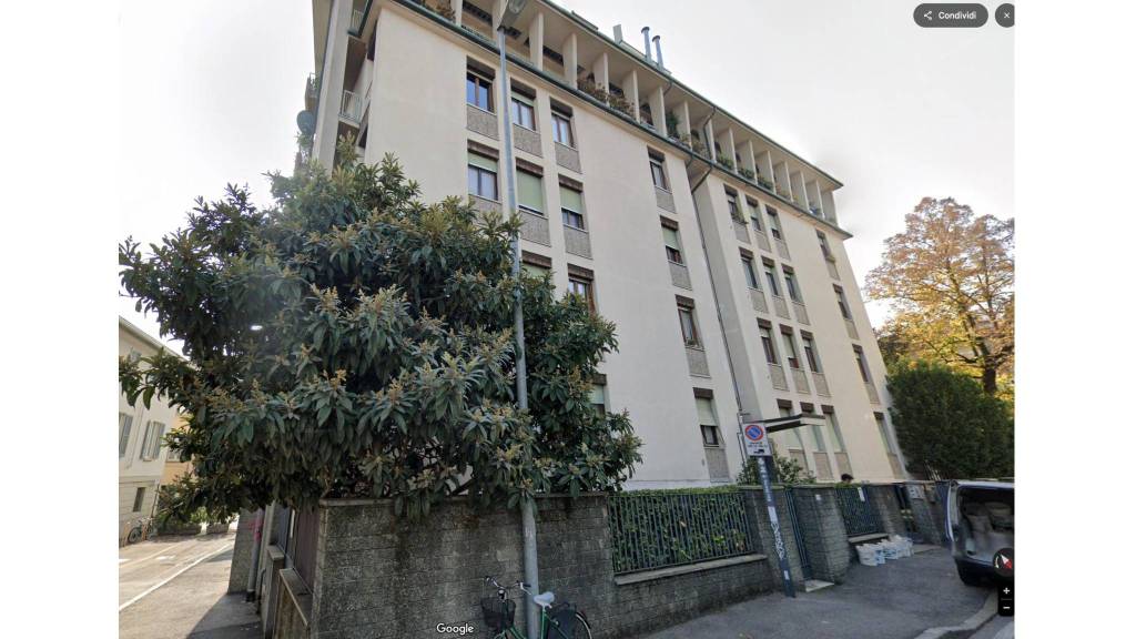 appartamento in vendita a Monza in zona Centro Storico