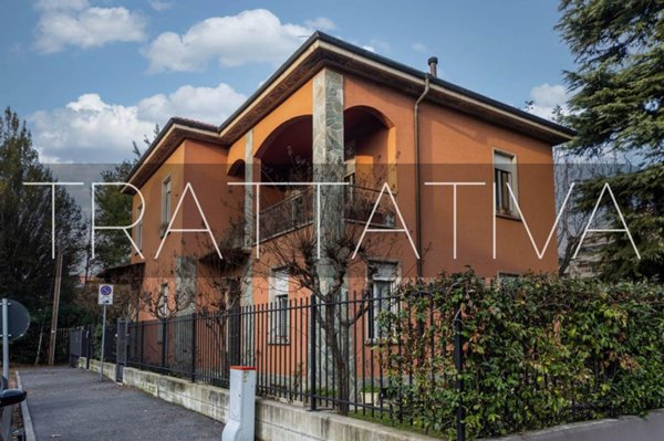 casa indipendente in vendita a Monza in zona Ospedale San Gerardo