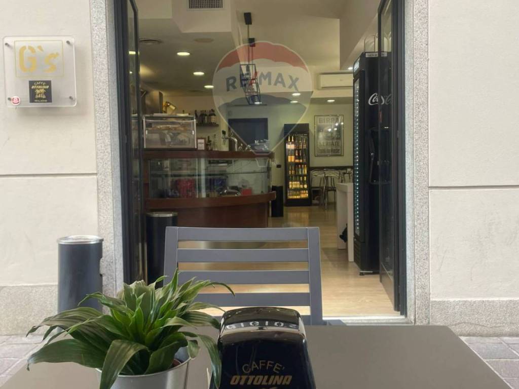 negozio in vendita a Monza in zona Centro Storico