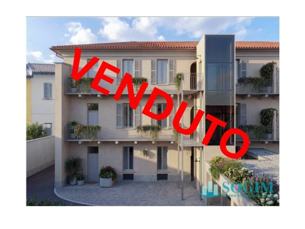 appartamento in vendita a Monza in zona Centro Storico