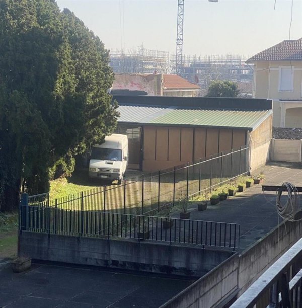casa indipendente in vendita a Monza