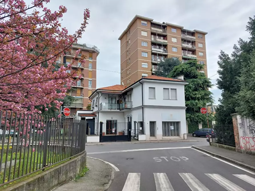 appartamento in vendita a Monza in zona Centro Storico