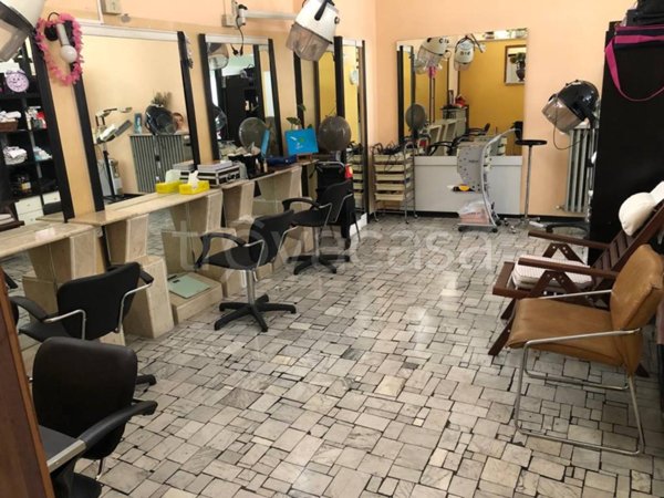 negozio in vendita a Monza