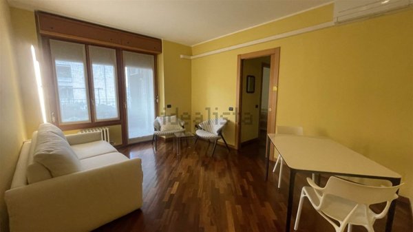 appartamento in vendita a Monza in zona Centro Storico