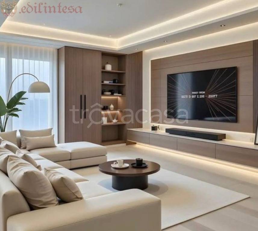 appartamento in vendita a Monza in zona Centro Storico