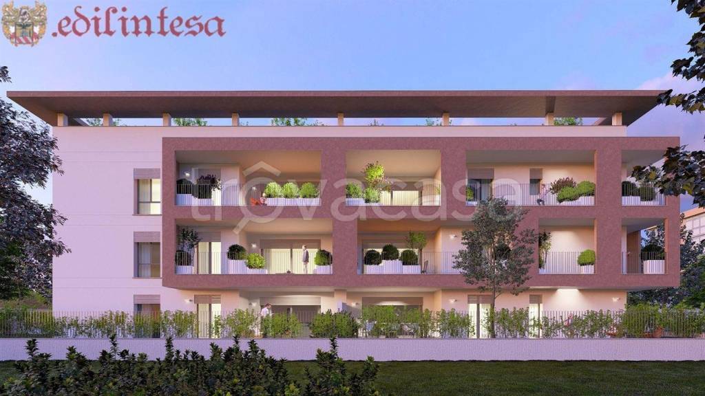 appartamento in vendita a Monza in zona Centro Storico