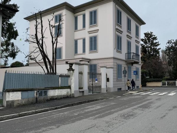 casa indipendente in vendita a Monza