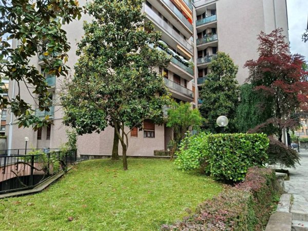 appartamento in vendita a Monza