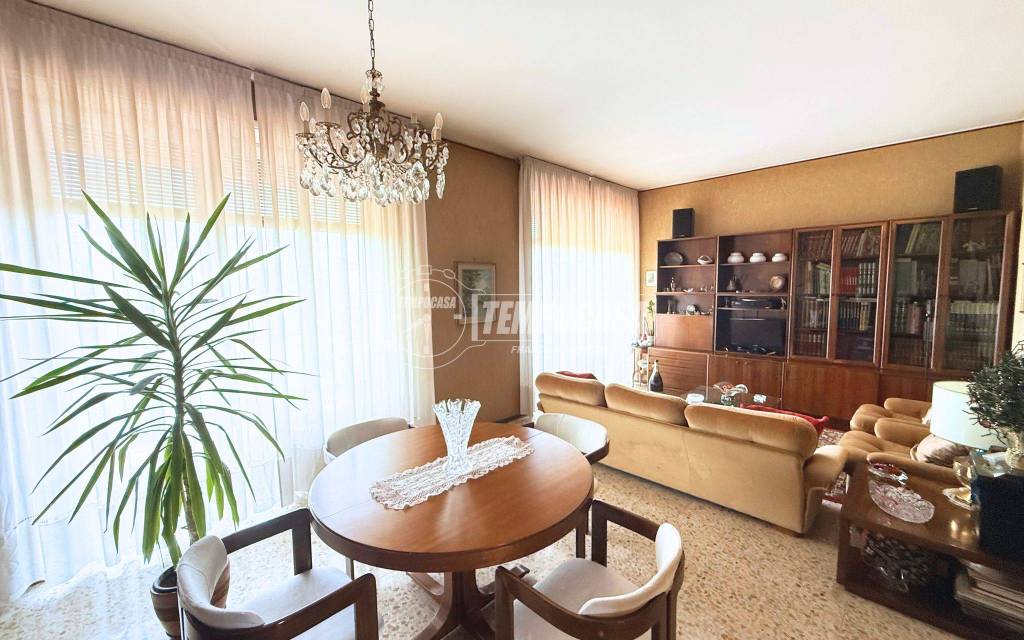 appartamento in vendita a Monza in zona Ospedale San Gerardo