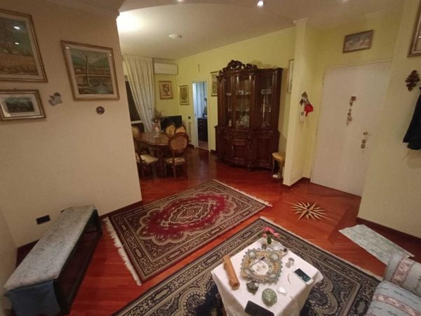 appartamento in vendita a Monza in zona Centro Storico