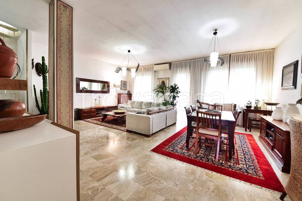 appartamento in vendita a Monza