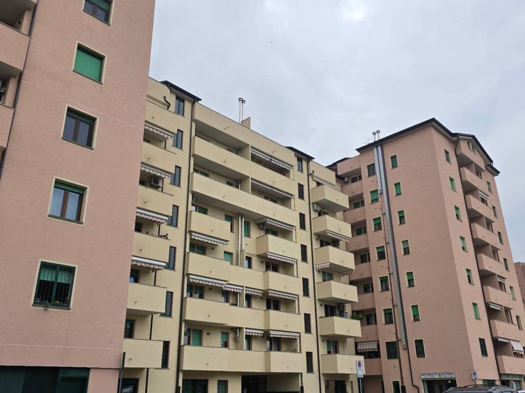 appartamento in vendita a Monza