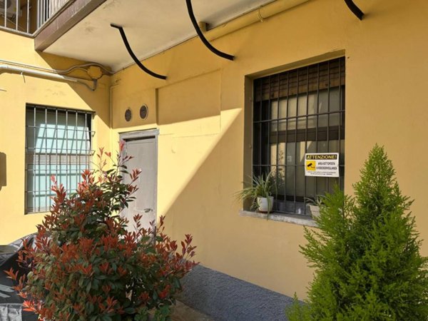 negozio in vendita a Monza