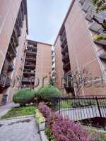 appartamento in vendita a Monza in zona Centro Storico